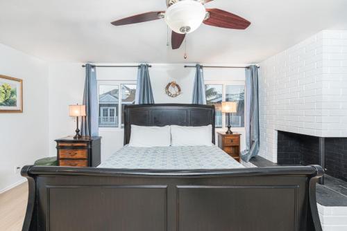 Ένα ή περισσότερα κρεβάτια σε δωμάτιο στο Quiet 4Br Beach Home W Large Deck & Bbq 2 Blocks From Sand By Beachview Rentals