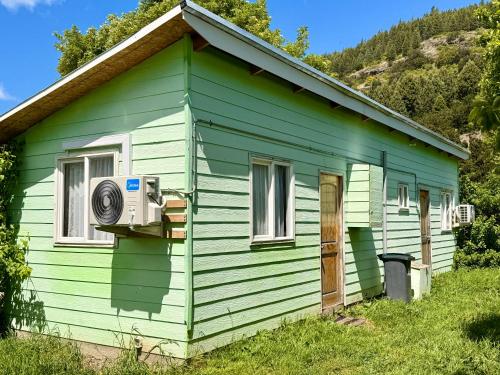 Το κτήριο όπου στεγάζεται  το διαμέρισμα