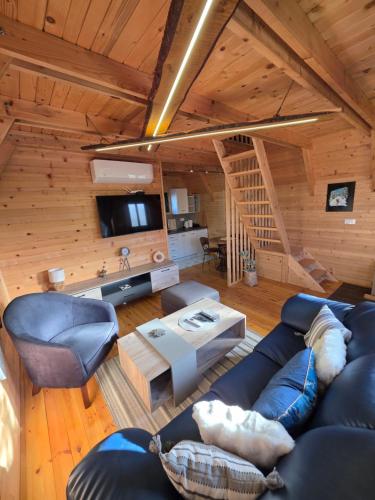 Χώρος καθιστικού στο 4 BEARs