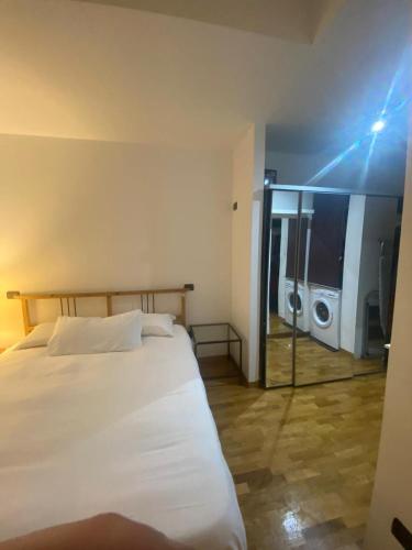 Diamond Apartment