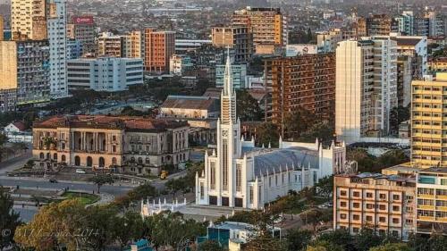 Linna Maputo üldine vaade või majutusasutusest Night House pildistatud vaade