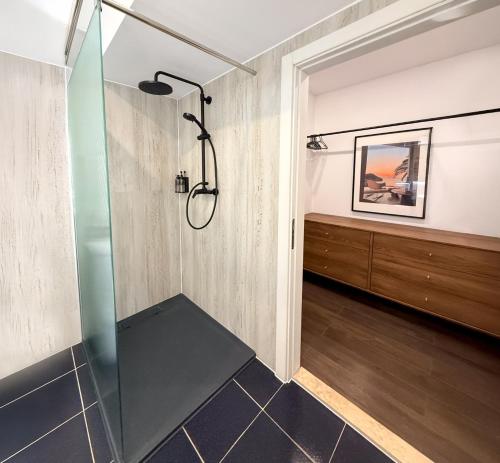 Koupelna v ubytování Airport Residence - Apartment Across From Otopeni Airport - Bucharest