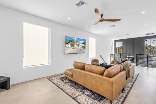 Φωτογραφία από το άλμπουμ του Temple of Time - Huge pool home Arlington Park! σε Σεϊρασότα