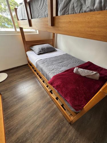 En eller flere senge i et værelse på Apartamento en Armenia, Conjunto residencial Ambar reserva