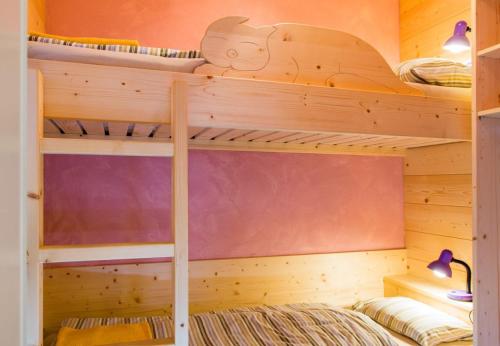 Ένα ή περισσότερα κρεβάτια σε δωμάτιο στο Apartment paletti