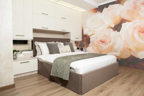 Family & Friends Haven I City Center, near Park