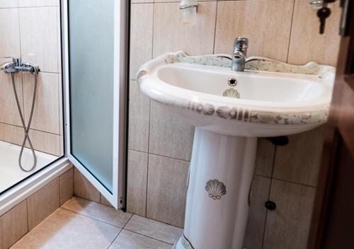 Ένα μπάνιο στο Residencial Mendes