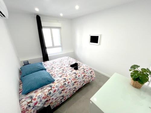 Giường trong phòng chung tại Luna l CLIM l proche hospital