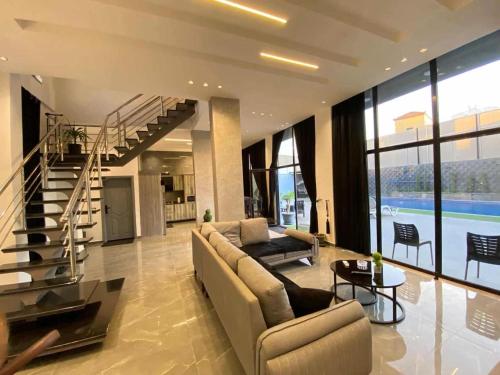 Πισίνα στο ή κοντά στο Ohio villa