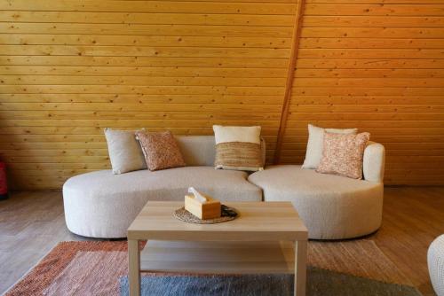 Posezení v ubytování كوخ ساره الريفي