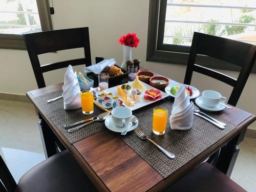 Jídlo v hotelu nebo okolí