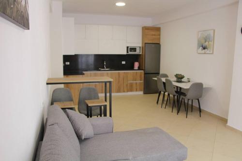 Avanti apartment by Adriatic Living