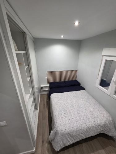 Habitación privada con baño compartido en Madrid