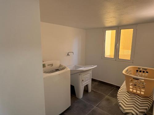 Et badeværelse på Charming Sunset flat