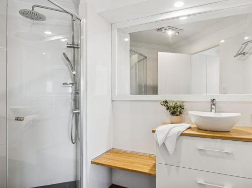 Ένα μπάνιο στο Villa 3 - The Breakers Resort