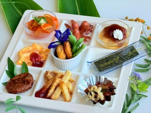 Jídlo v hotelu nebo okolí