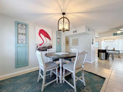 Foto de la galería de Largo Pool House and Firepit en Walsingham