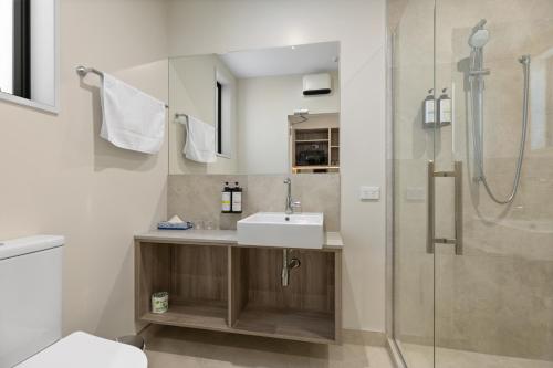 Koupelna v ubytování Brookside Motel