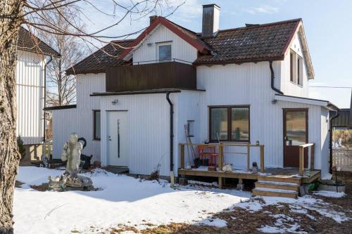 Το κτήριο όπου στεγάζεται  το διαμέρισμα