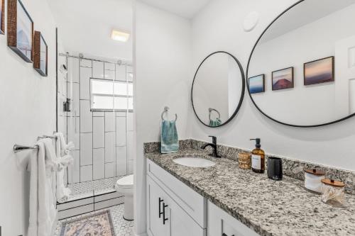 Koupelna v ubytování 105 Bay Dr N