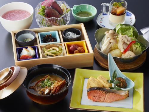 Comida en el ryokan o alrededores