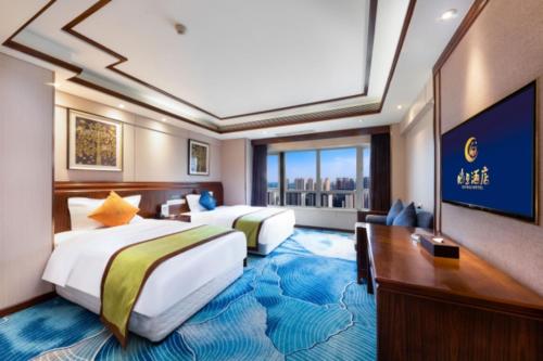 Postel nebo postele na pokoji v ubytování Chengdu Panda Base Zoo Shangli Hotel