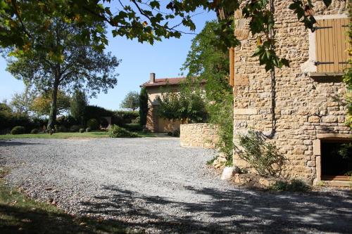 Photo de la galerie de l'établissement Le Vallon des Ronzières, à Gleizé