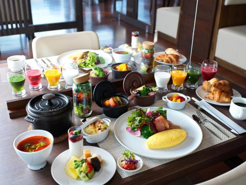 Jídlo v ryokanu nebo okolí