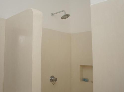 Koupelna v ubytování Ocean Views, Steps to the Shore