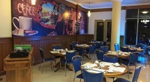 Restaurace v ubytování Athaya Hotel Kendari