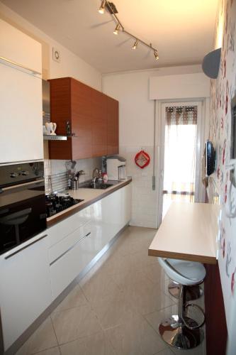 Dapur atau dapur kecil di A casa di Simone a Viareggio