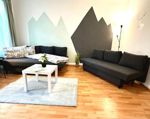 Fotografie z fotogalerie ubytování Gemütliche Altbauwohnung nahe des Bahnhofs Halle v destinaci Niederdorla