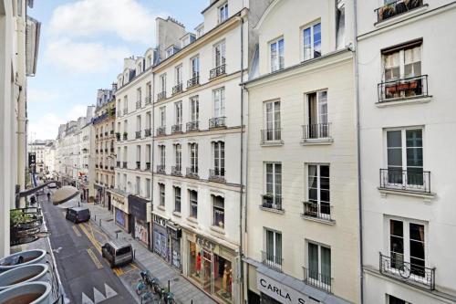 Magnifique appartement central 3 chambres / 3 BDR