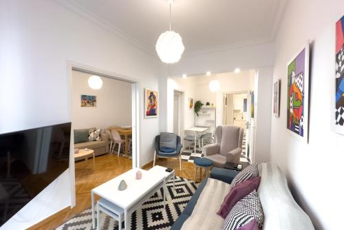 Art & Comfort Apartment in Athens