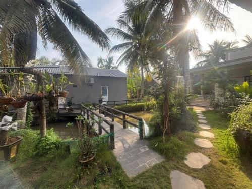 Κήπος έξω από το Coco Farmstay