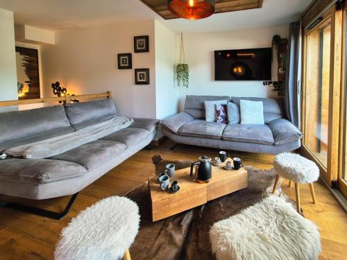 NEW ! HOLY COW - LES GETS - Proche pistes et centre - Souplex Design 4 chambres - 10 personnes - Idéal 8 personnes