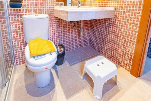 Ένα μπάνιο στο Villa sunrise- a restful getaway