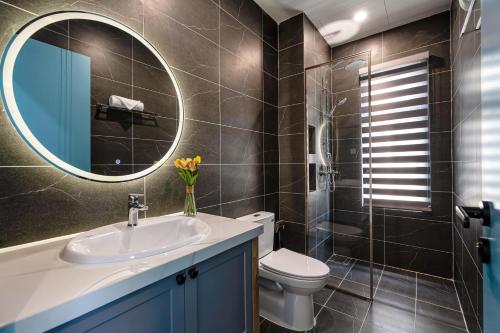 Koupelna v ubytování Suri Villa