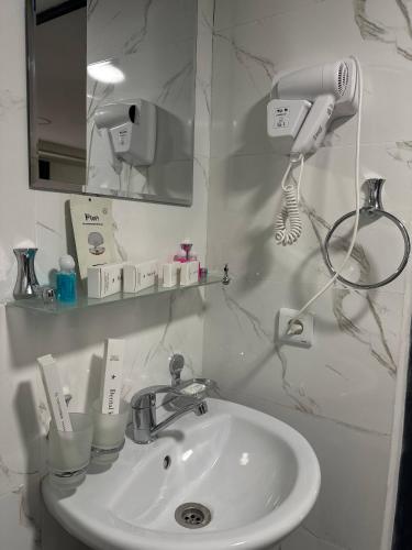 Bany a Hotel Sevinch
