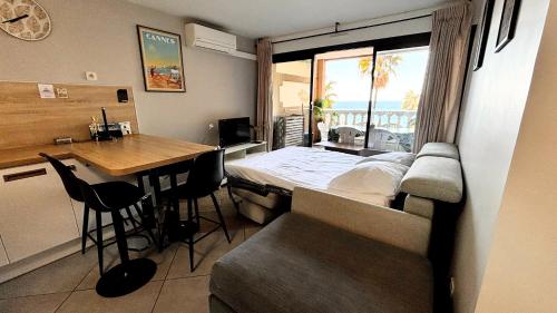 Appartement 426, vue mer et piscine by Palmazur