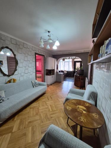 Χώρος καθιστικού στο GIO-NIKA