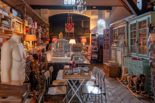 En restaurant eller et andet spisested på Op Vakantie bij Nicole