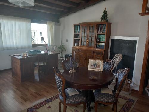 Φωτογραφία από το άλμπουμ του Camere La Ro Ca- Telti σε Telti