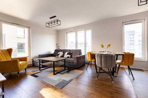 Starowiejska 91 Superior Apartment by BookingHost