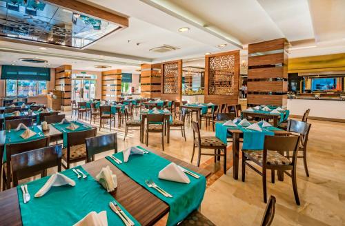 Restaurant o un lloc per menjar a Serenis Hotel