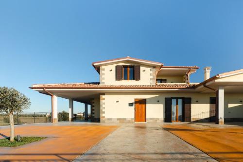 Το κτήριο όπου στεγάζεται  η βίλα