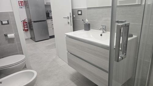 Ένα μπάνιο στο AURA beachouse