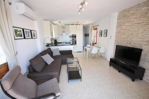 Rabat 16, Oasis de Capistrano Nerja