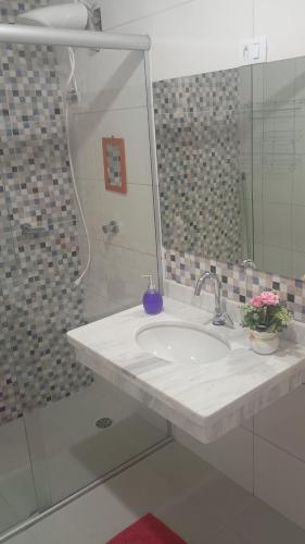 Ένα μπάνιο στο Apartamento flat central 97