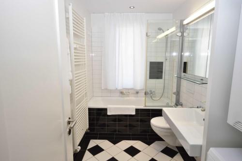 Foto Very central and modern 2BR near lake - Flower 13 3